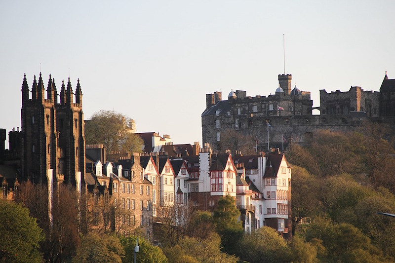 3 Edinburgh Castle.jpg
