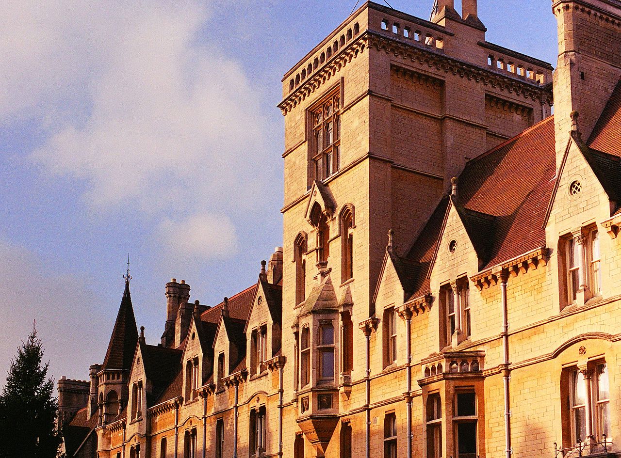 1280px-Balliol_College_Feb_2005.jpg